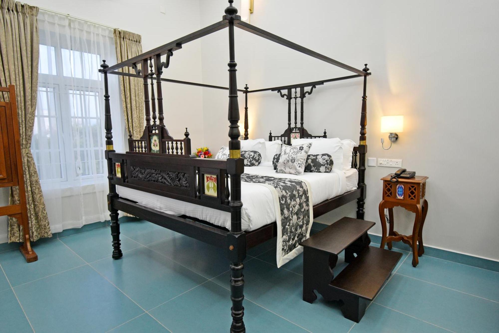 Le Colonial Suites Puducherry Zewnętrze zdjęcie