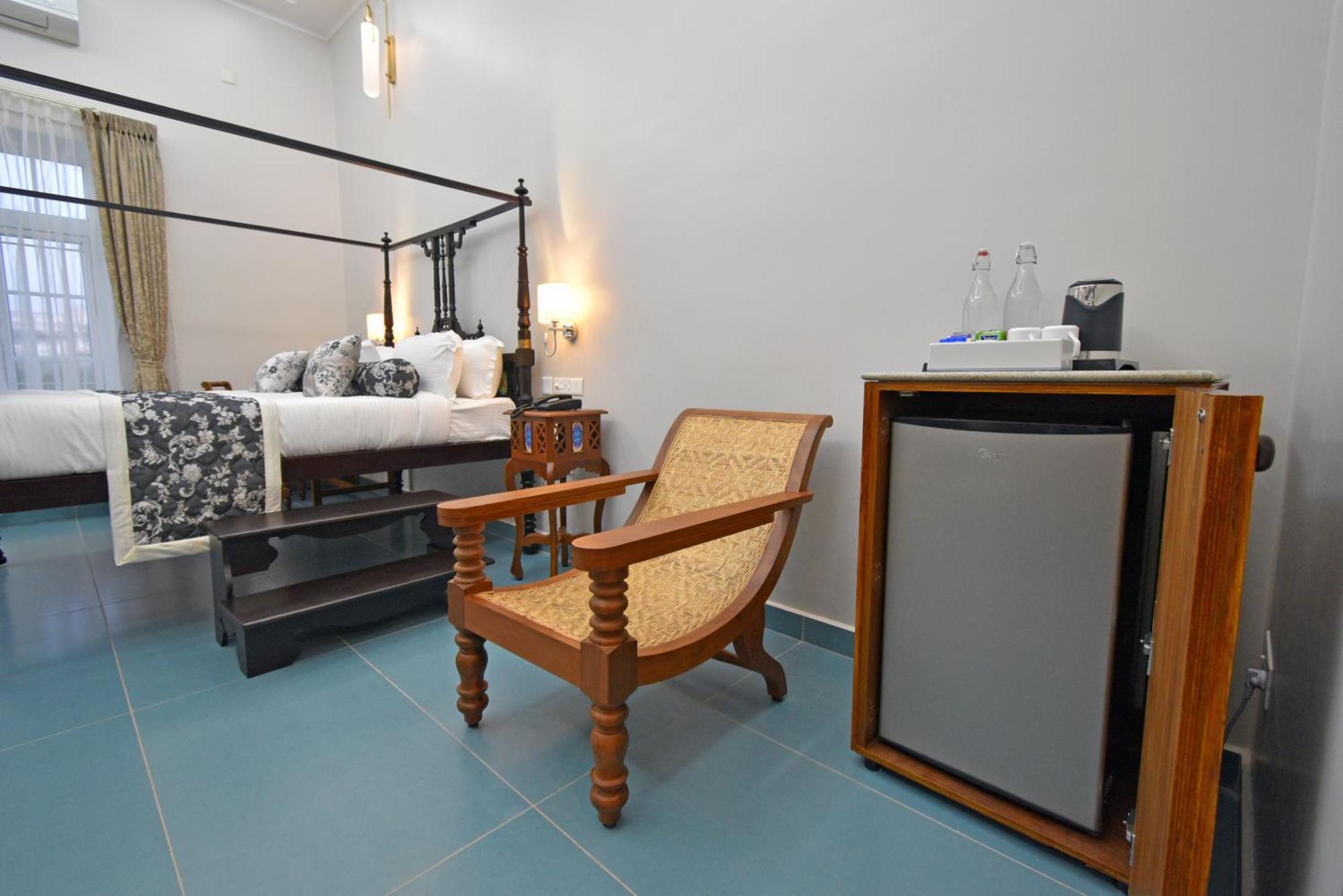 Le Colonial Suites Puducherry Zewnętrze zdjęcie